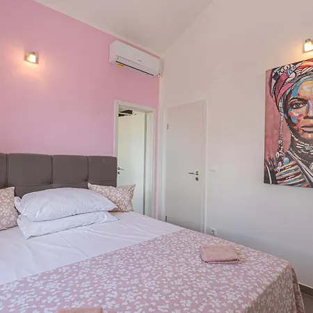 With A Parking Space Bilo, - 23259 *