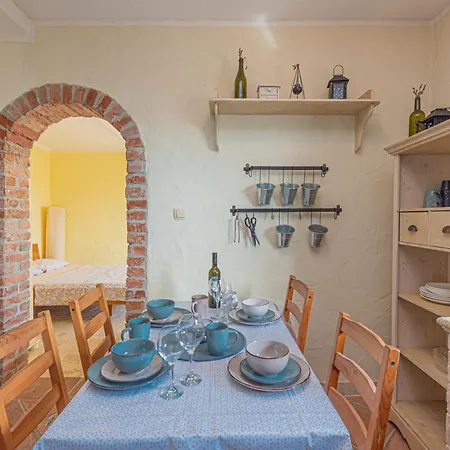 With A Parking Space Bilo, - 23259 *