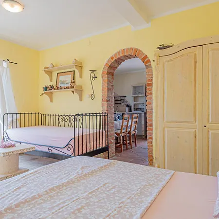 With A Parking Space Bilo, - 23259