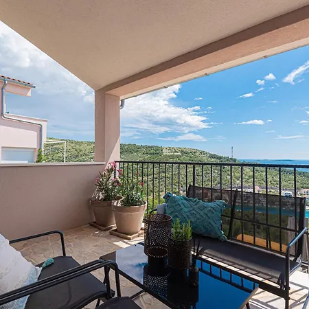 With A Parking Space Bilo, - 23259