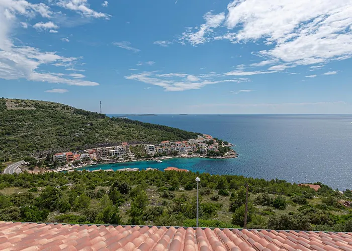 With A Parking Space Bilo, - 23259